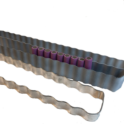 Schlangen-Band-Aluminiumrohr Elektro-Mobil-Lithium-Ion Battery Cell Module Packs abkühlendes für das Rundzelle-Abkühlen