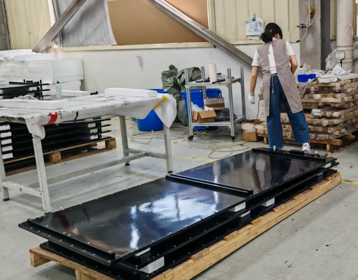 Qualität Anpasste Aluminiumflüssige Kaltplatte für Batterie-Energiespeicher 1P104S Fabrik