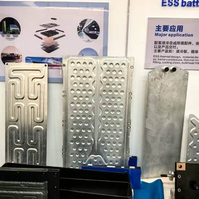 Qualität Aluminium-Flüssigkeitskühlplatte 3003, gestanzt und gelötet für das Wärmemanagement des EV-Batteriesatzes Fabrik